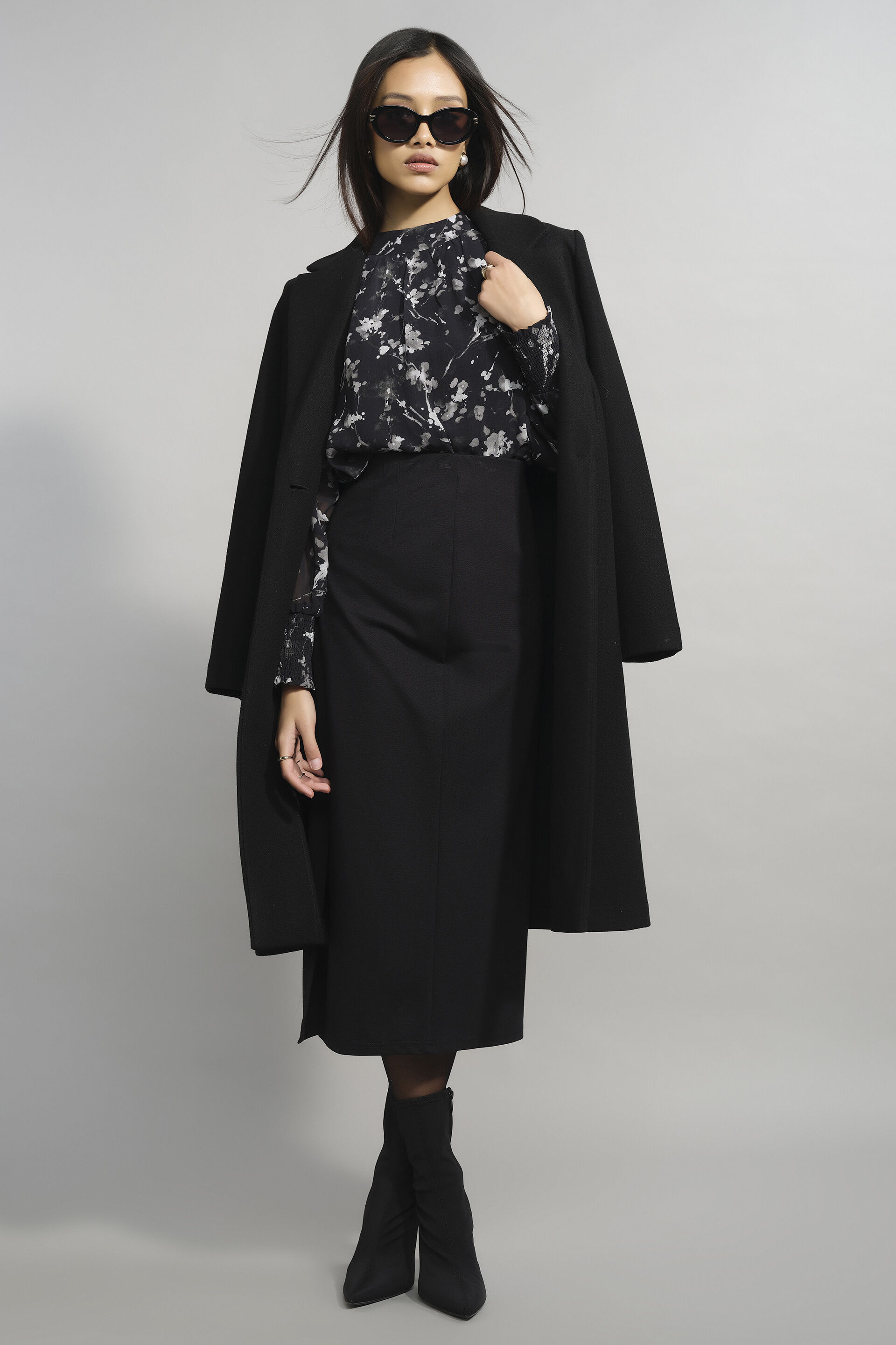 Peppered Florals Top, Black, image 1